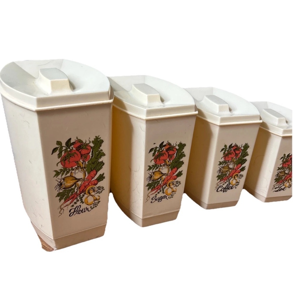 Vintage retro Pyrex Kitchen Nesting Canister veggie Nesting Set 4p
